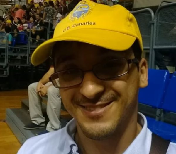 Palabras en el tiempo. Entrevista a Héctor Milena. Autor.