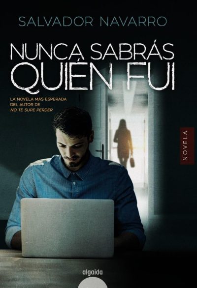 Salvador "Bore"Navarro es autor de la novela Nunca sabrás quién fui.